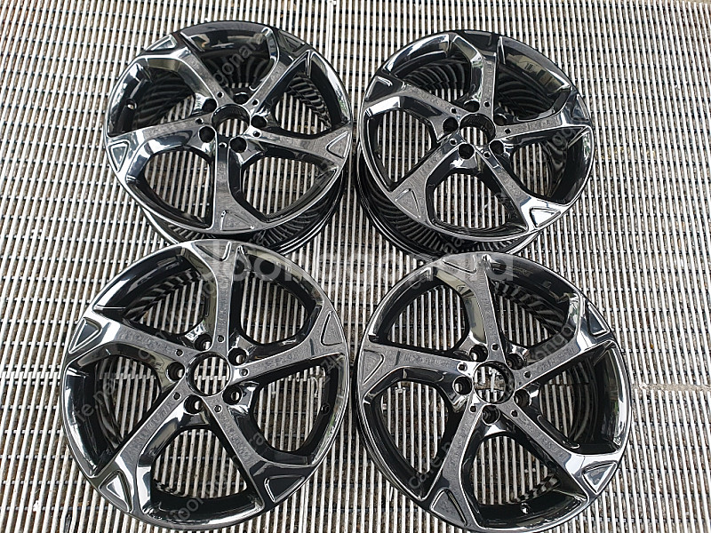 (판매)벤츠 GLA 220 18인치 분체도장 블랙 50만 대전--0